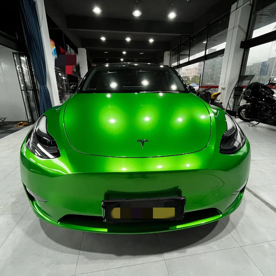 Ravoony Plus Gloss Metallic Apple Green Car Wrap