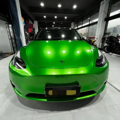 Ravoony Plus Gloss Metallic Apple Green Car Wrap 02