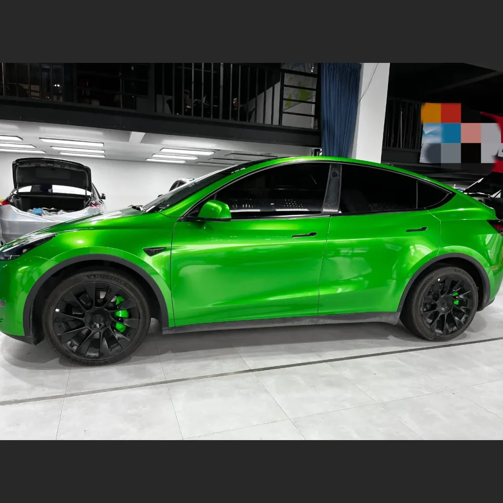 Ravoony Plus Gloss Metallic Apple Green Car Wrap