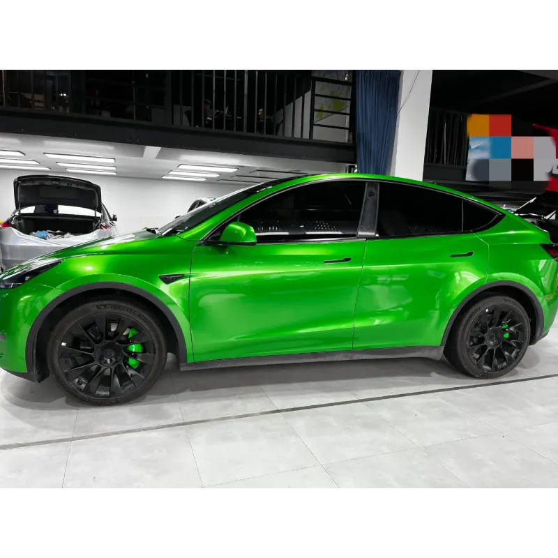 Ravoony Plus Gloss Metallic Apple Green Car Wrap