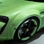 Ravoony Plus Glossy Gucci Flora Green Car Vinyl Wrap