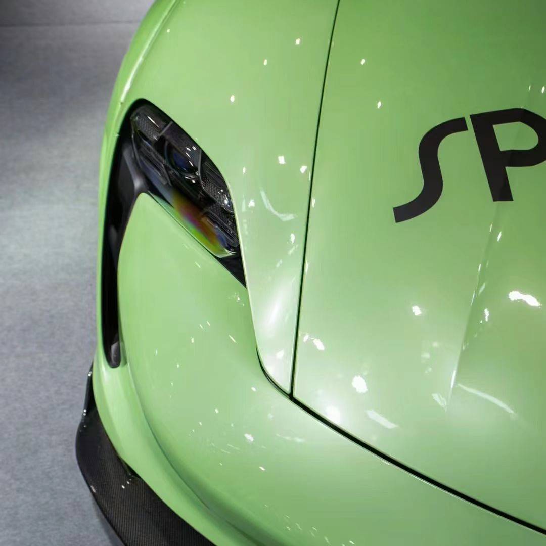 Ravoony Plus Glossy Gucci Flora Green Car Vinyl Wrap