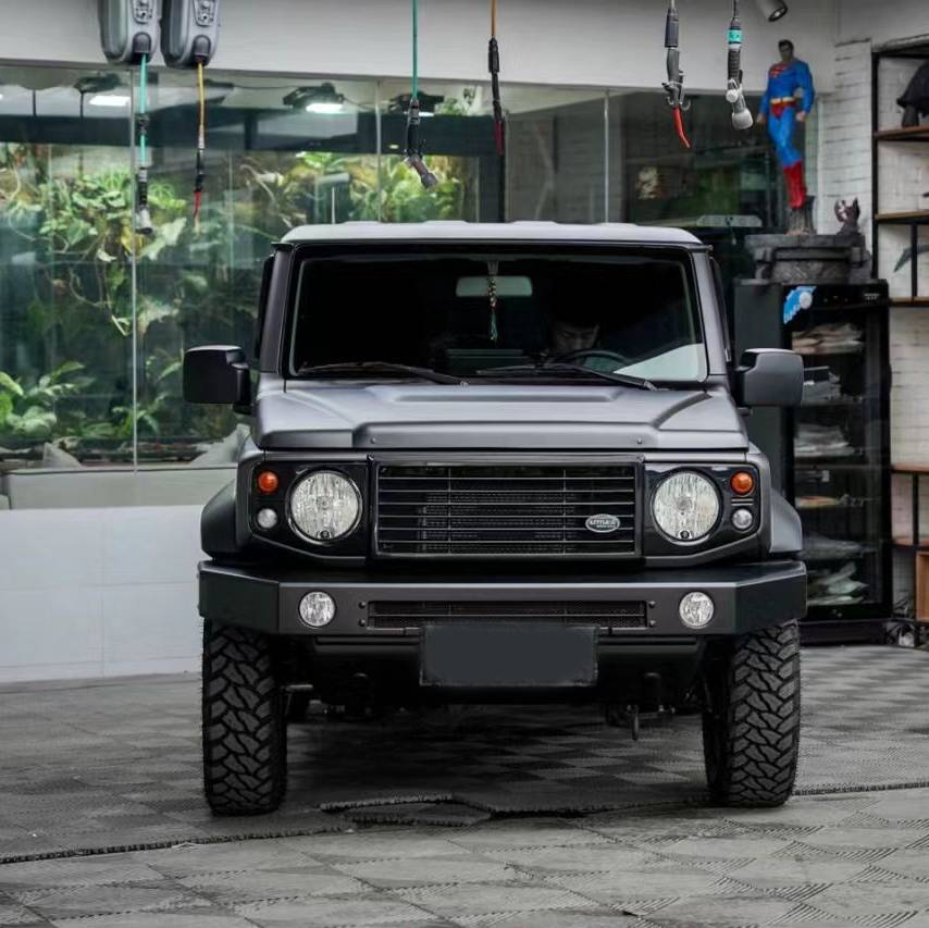 Ravoony Plus Ultra-Matte Leaden Grey Car Wrap