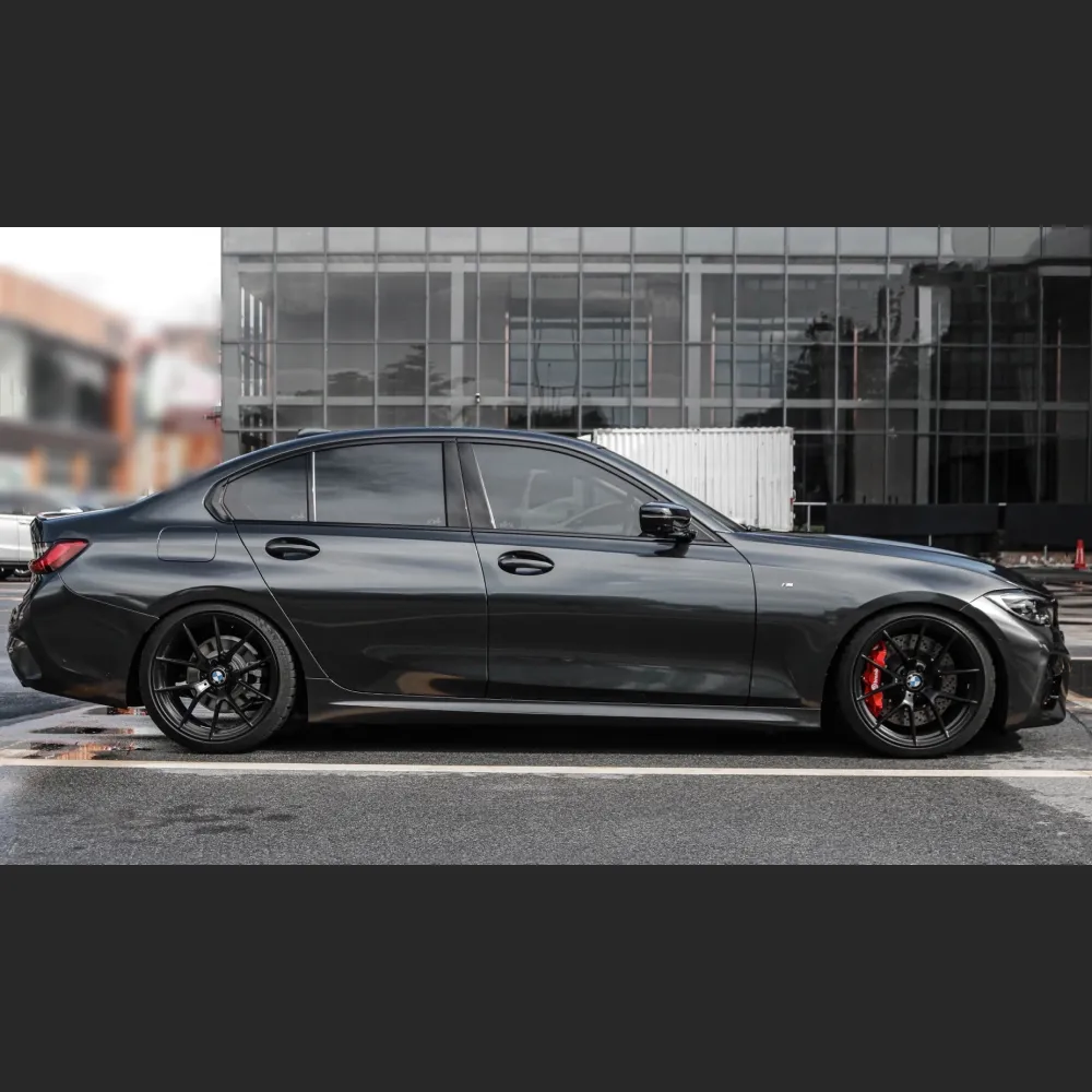 Ravoony Plus Gloss Charcoal Grey Car Wrap