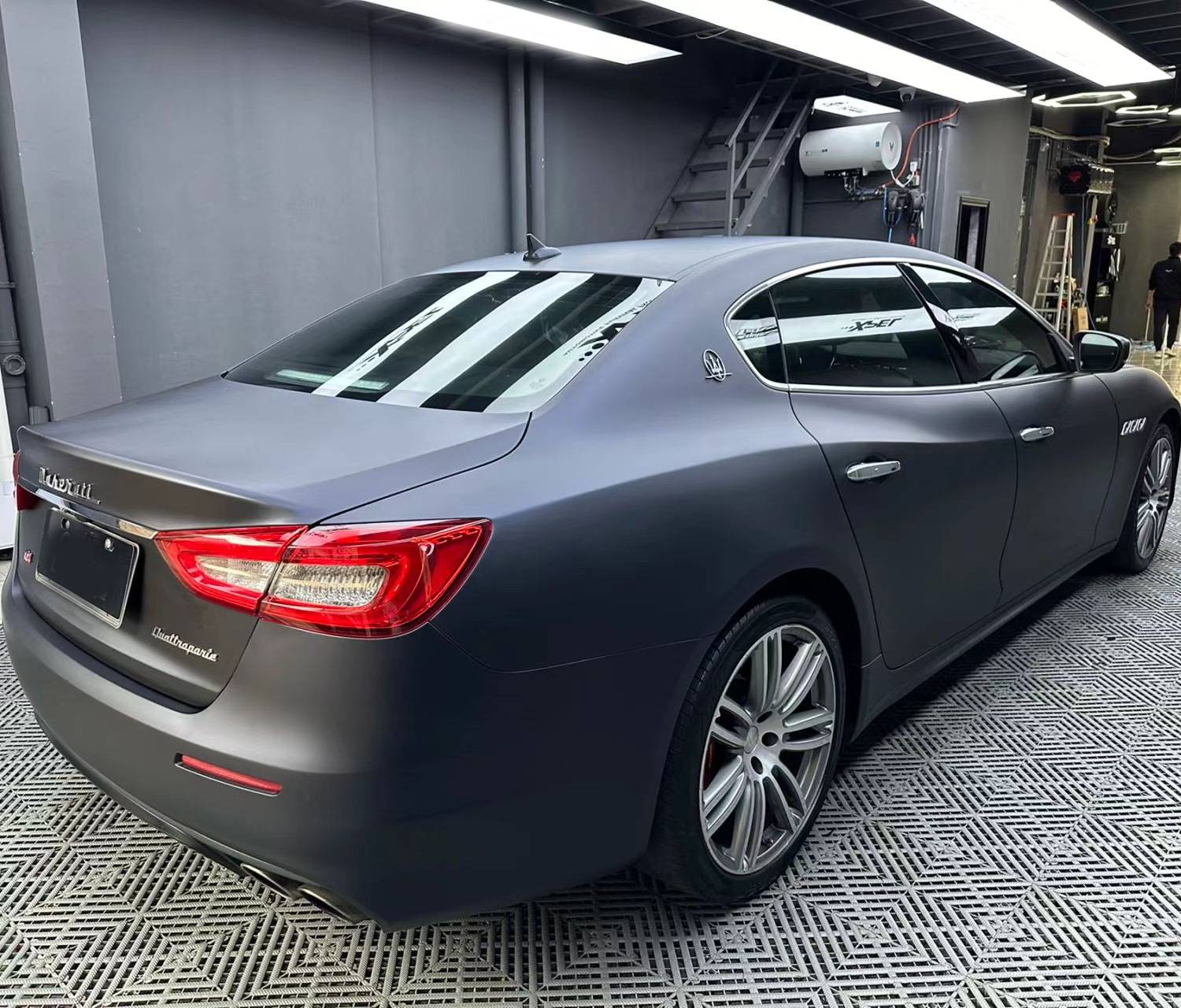 Ravoony Plus Ultra Matte Black Blue Car Vinyl Wrap