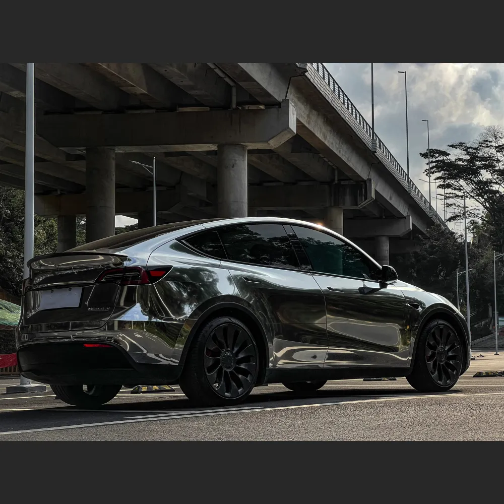 Ravoony Basic Gloss Silver Chrome Wrap