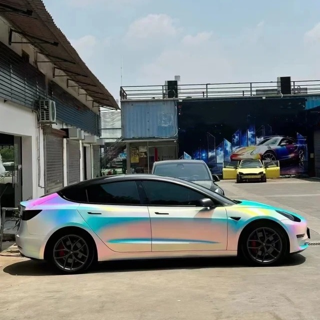 Ravoony Basic Matte Holographic Rainbow Neo Chrome Car Vinyl Wrap