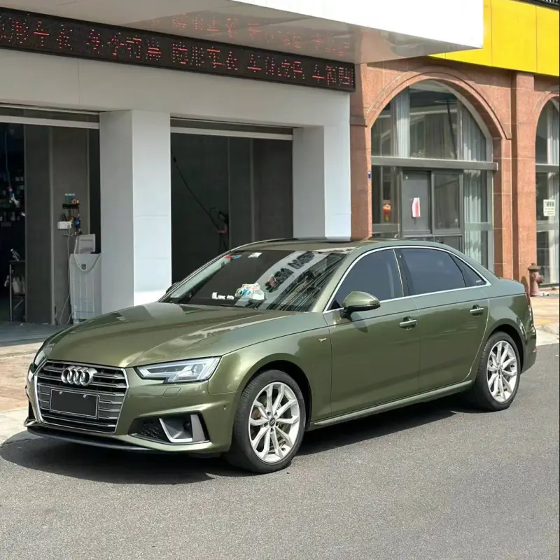 Ravoony Plus PET Gloosy Dazzling Night Green Car Wrap