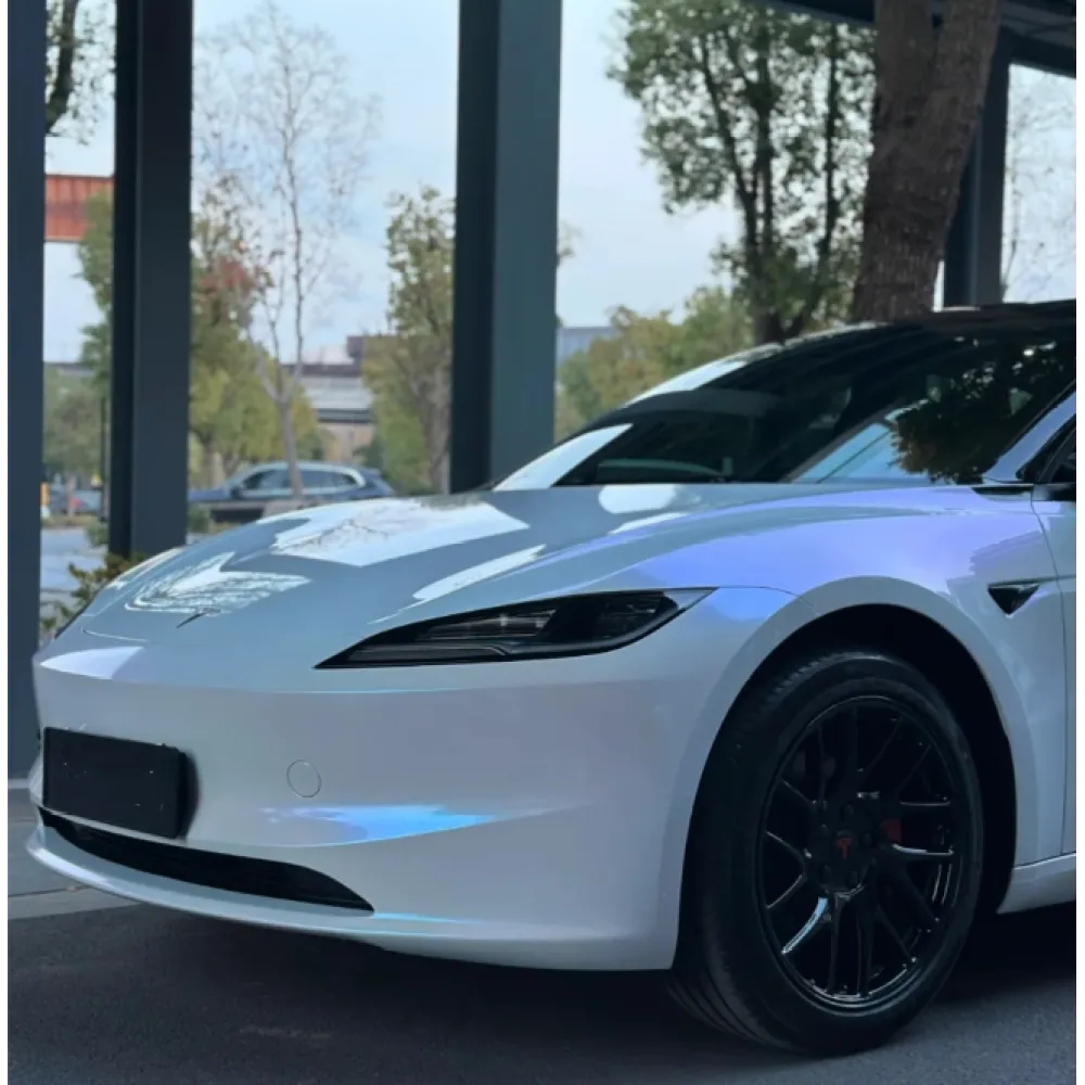 Ravoony Basic Glossy White to Blue Car Vinyl Wrap