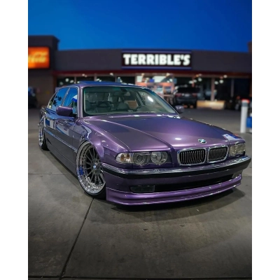 Ravoony Basic Gloss Liquid Metallic Viola Purple Car Wrap 02