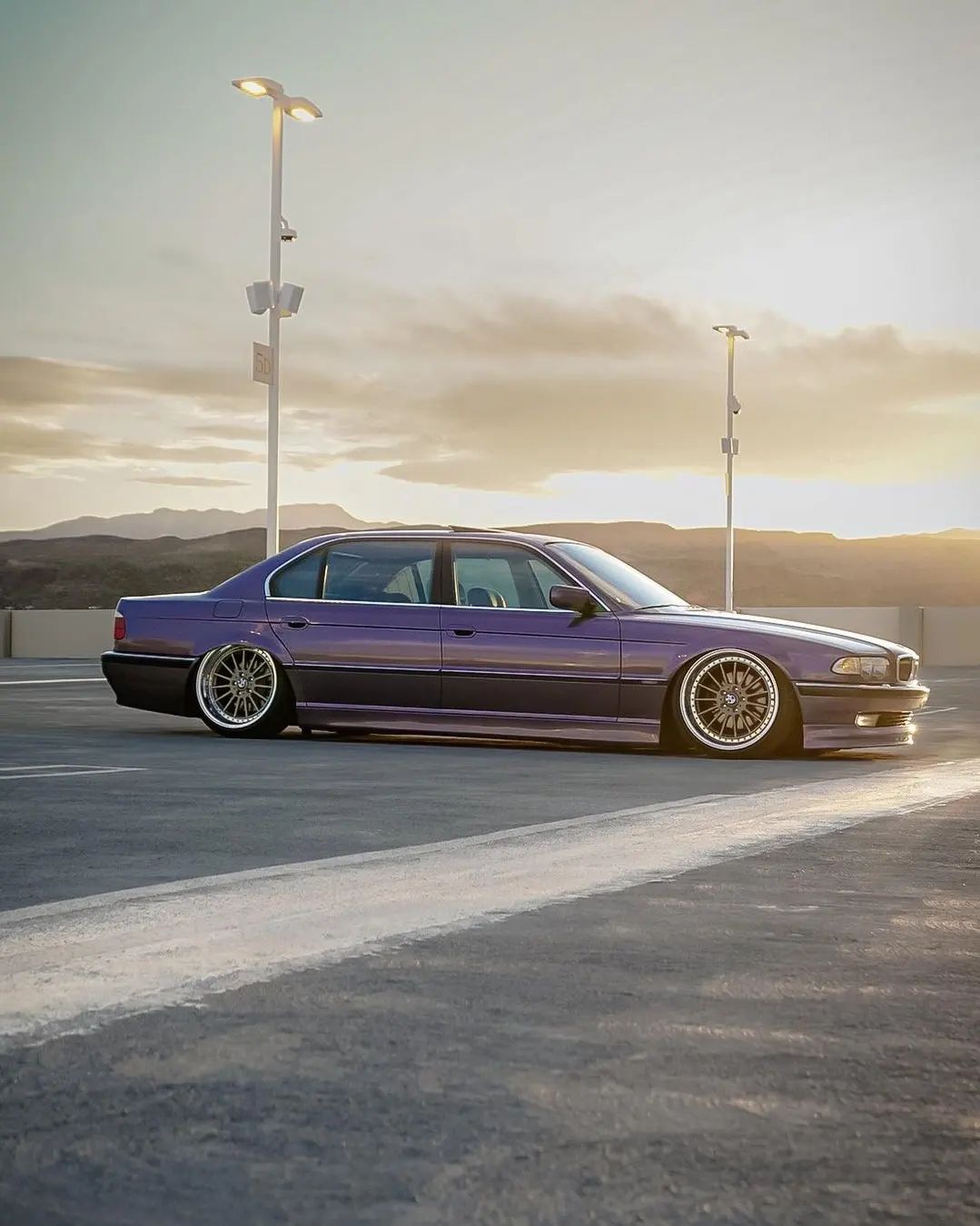 Ravoony Basic Gloss Liquid Metallic Viola Purple Car Wrap