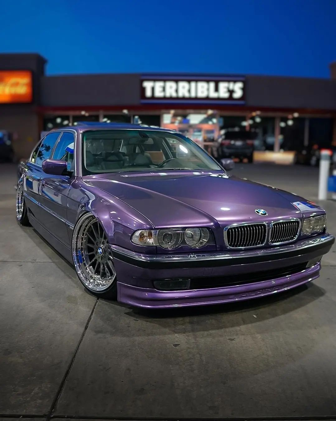 Ravoony Plus Gloss Liquid Metallic Viola Purple Car Wrap