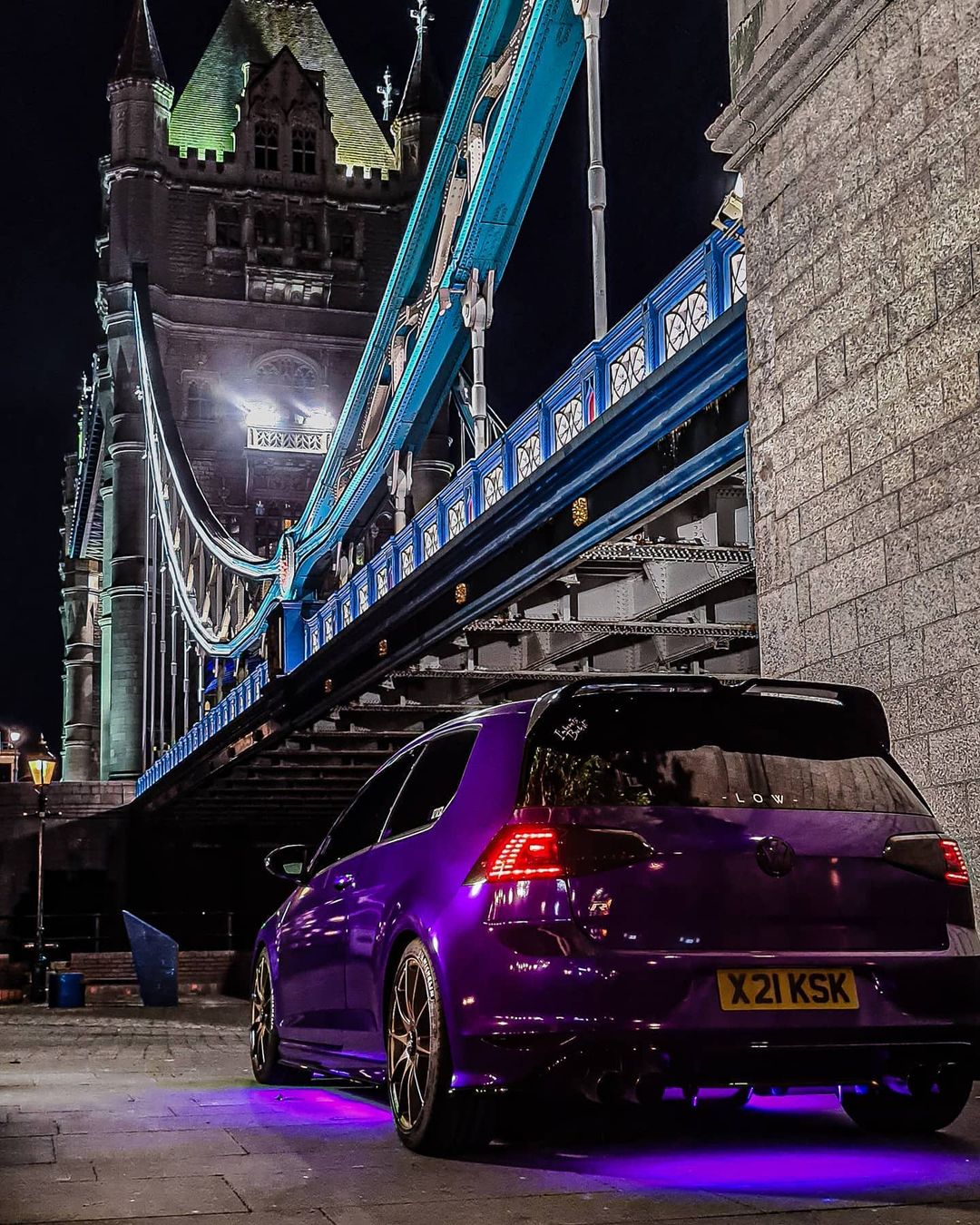 Ravoony Plus Gloss Purple Chrome Wrap