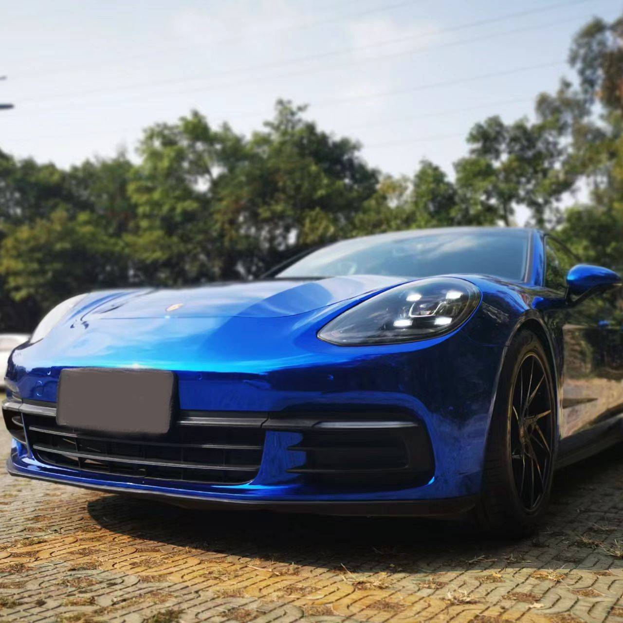 Ravoony Plus Glossy Chrome Blue Car Vinyl Wrap