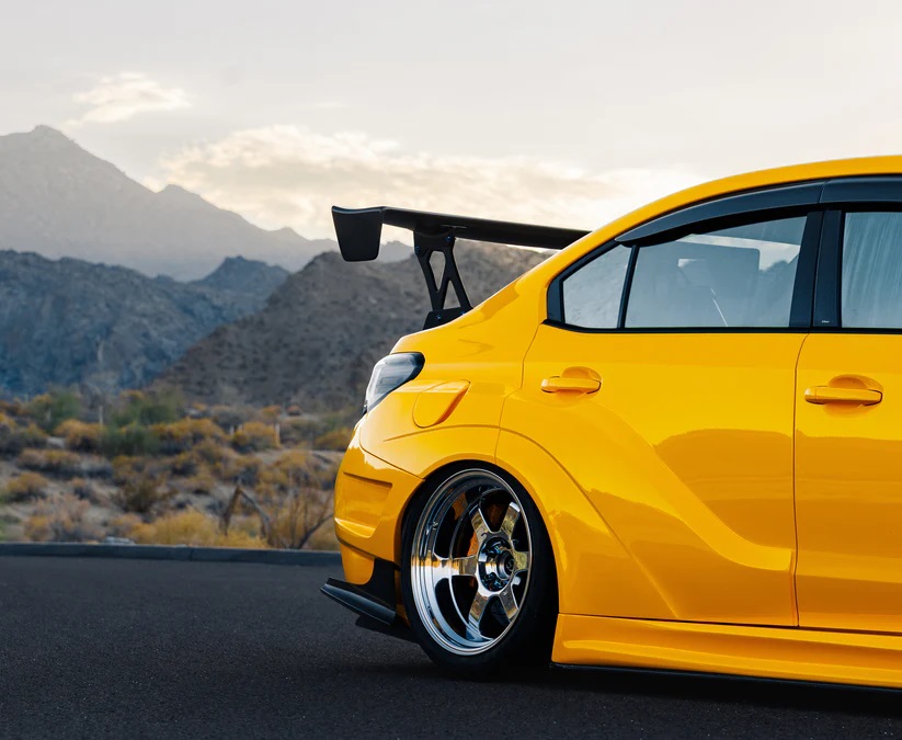 Ravoony Basic Gloss Sunflower Yellow Vinyl Wrap