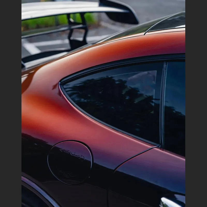 Ravoony Plus PET Gloss Color Shift Rainbow Drift Black Red Vinyl Wrap