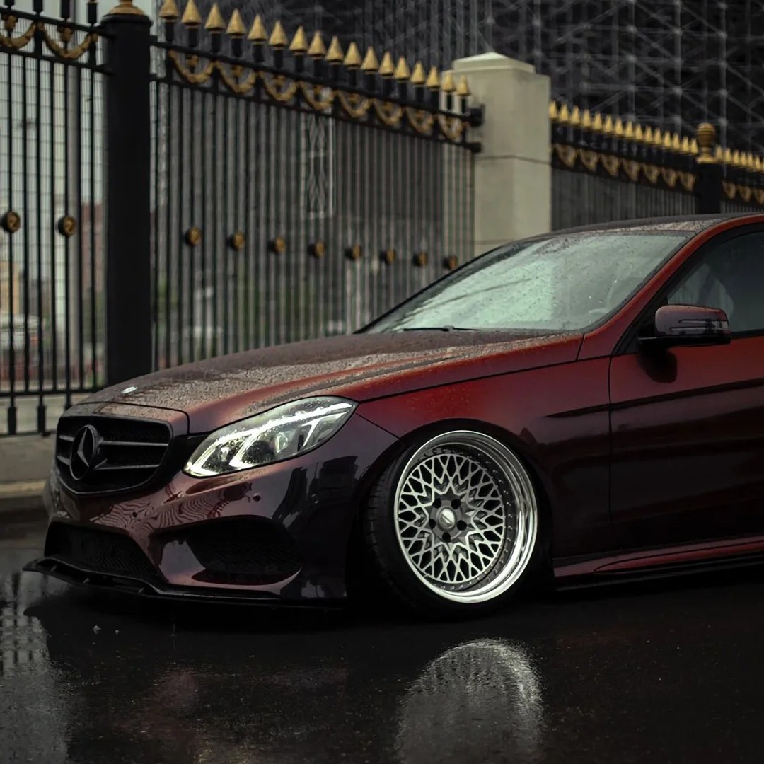 Ravoony Plus PET Gloss Color Shift Rainbow Drift Black Red Vinyl Wrap