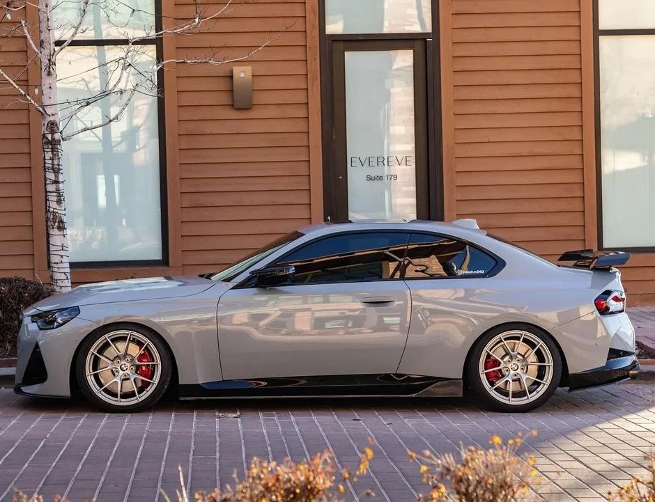 Ravoony Plus PET BMW Brooklyn Grey Vinyl Wrap