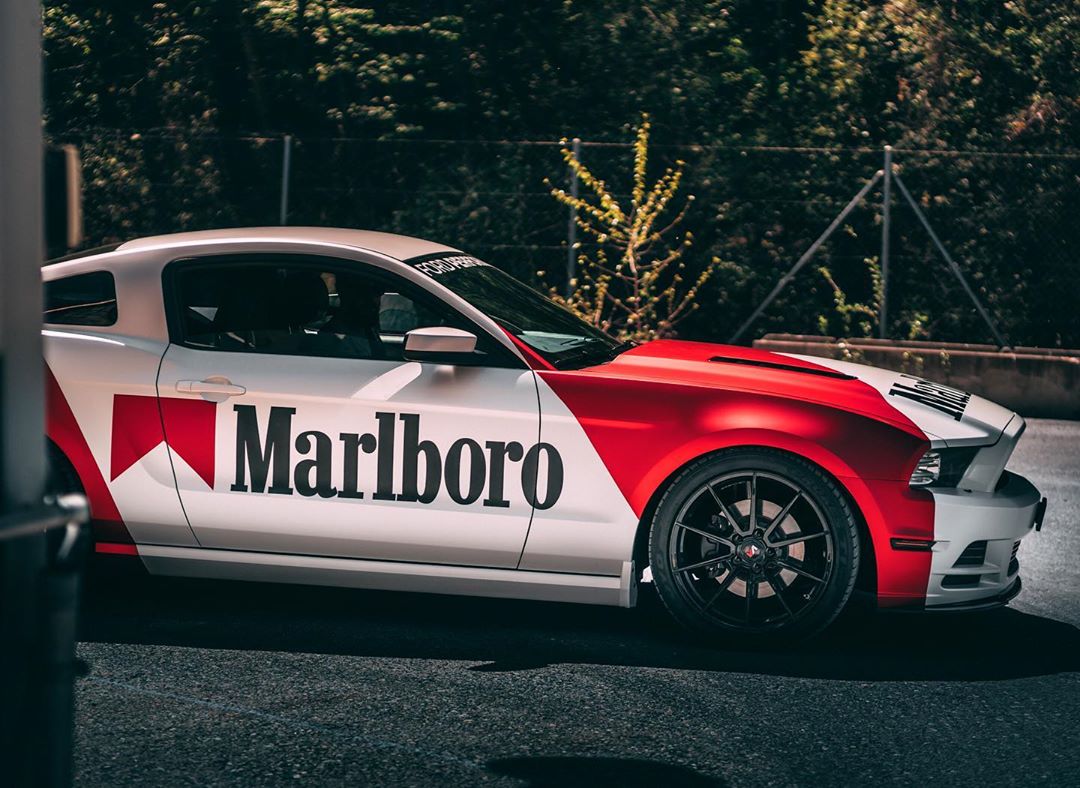 Ravoony Plus Customized Marlboro Car Wrap