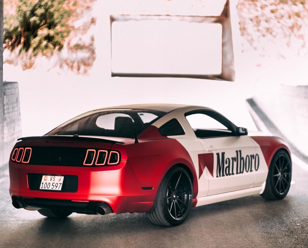 Ravoony Plus Customized Marlboro Car Wrap