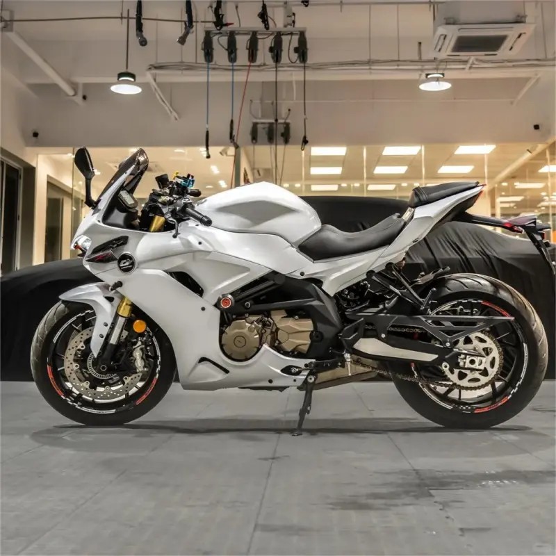 Ravoony Plus Sparkle White Car Vinyl Wrap