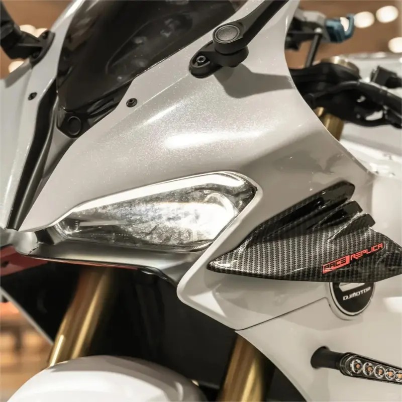 Ravoony Plus Sparkle White Car Vinyl Wrap