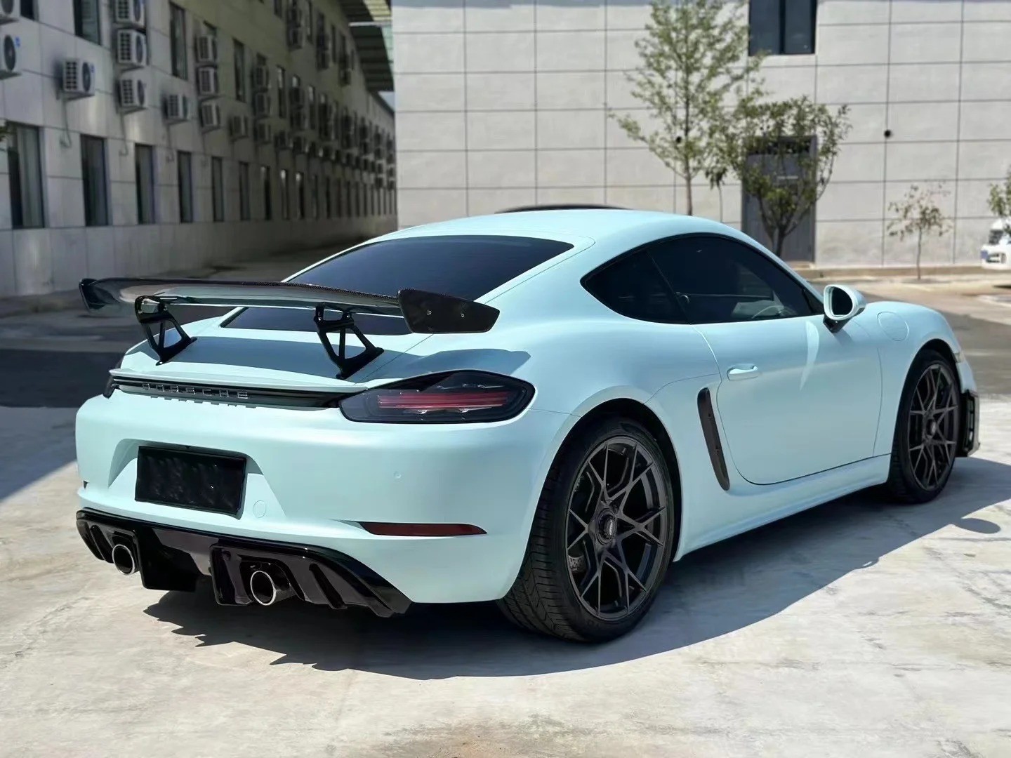 Ravoony Plus Matte Glacier Blue Car Wrap