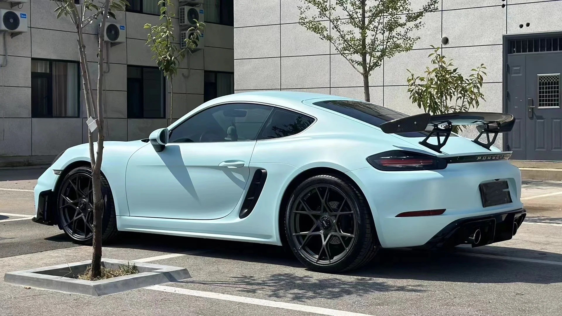 Ravoony Plus Matte Glacier Blue Car Wrap