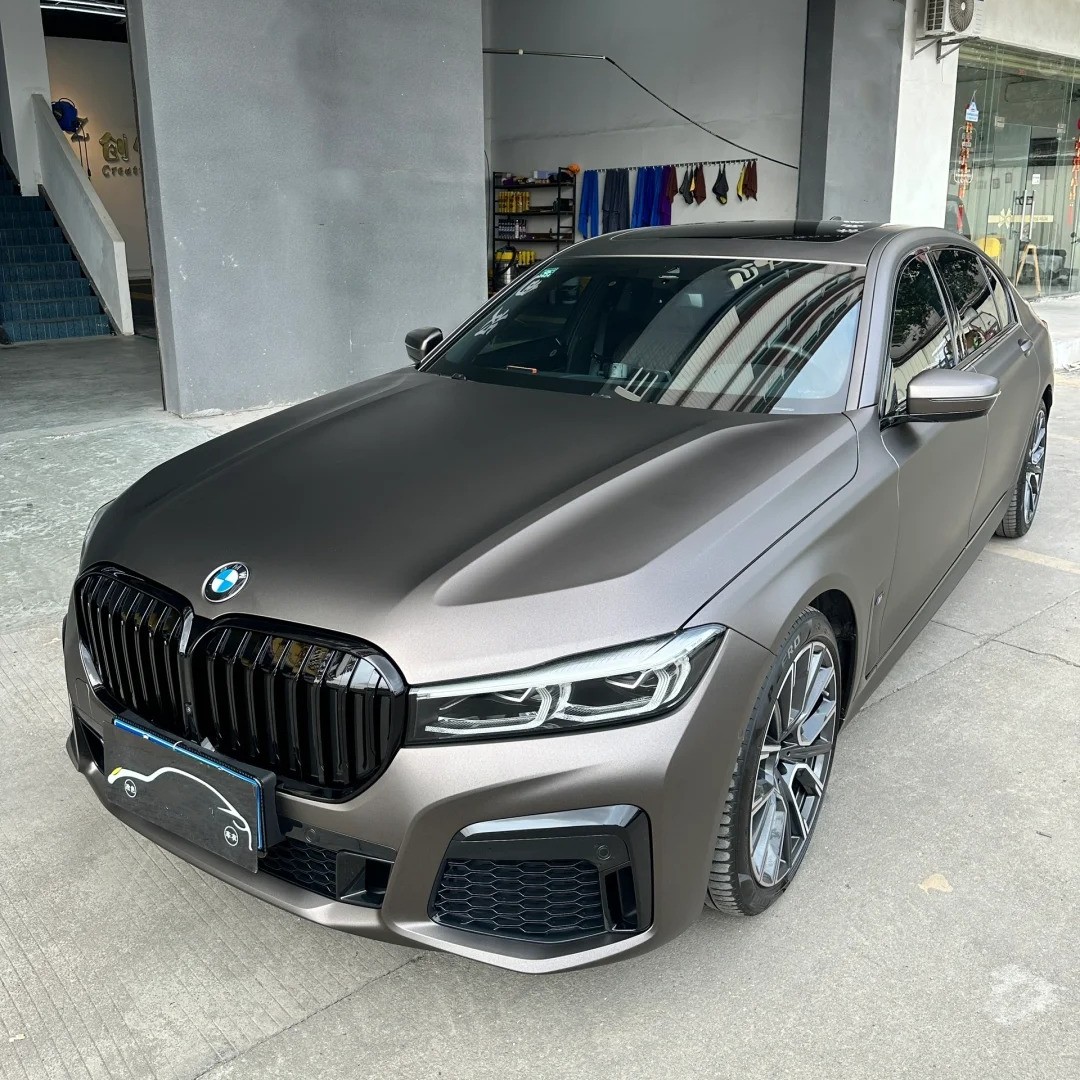 Ravoony Plus Ultra-Matte Dark Grey Car Wrap