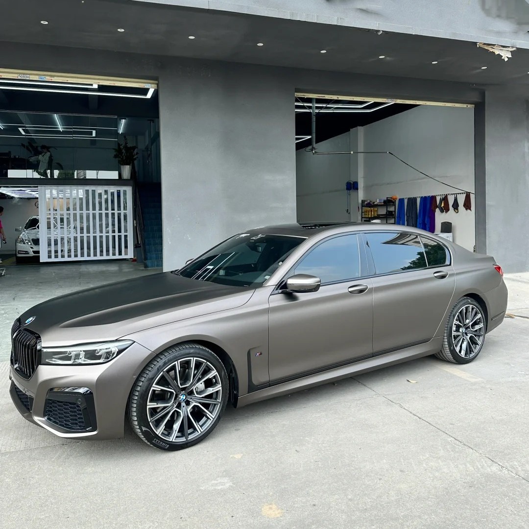 Ravoony Plus Ultra-Matte Dark Grey Car Wrap