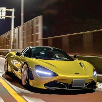 Ravoony Plus Glossy Metallic BMW M4 Paint Lemon Yellow Car Wrap 02