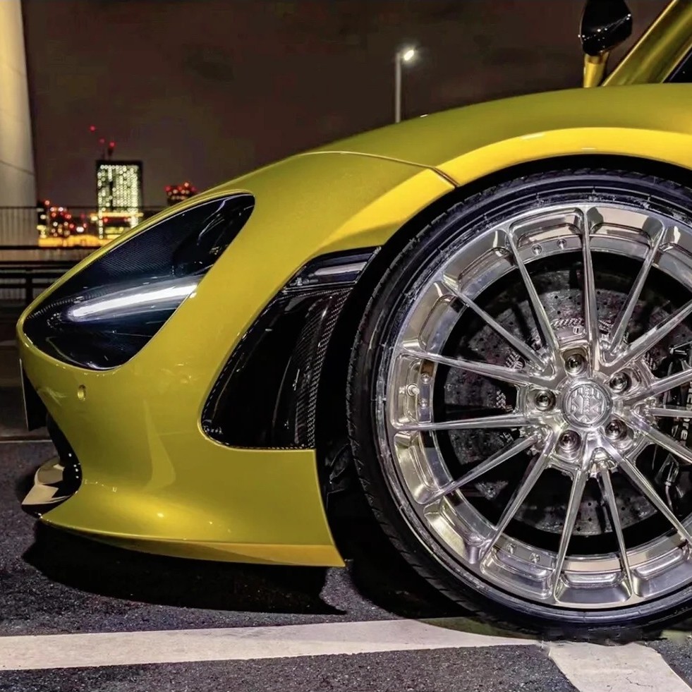 Ravoony Plus Glossy Metallic BMW M4 Paint Lemon Yellow Car Wrap