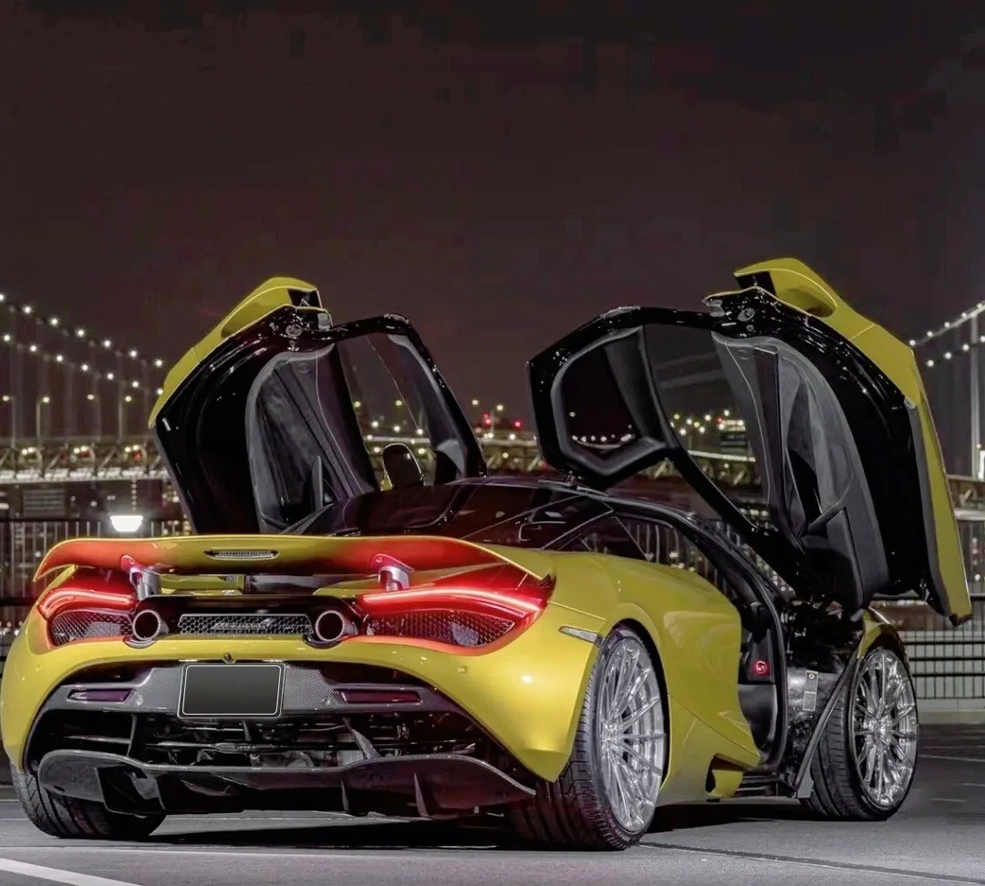 Ravoony Plus Glossy Metallic BMW M4 Paint Lemon Yellow Car Wrap