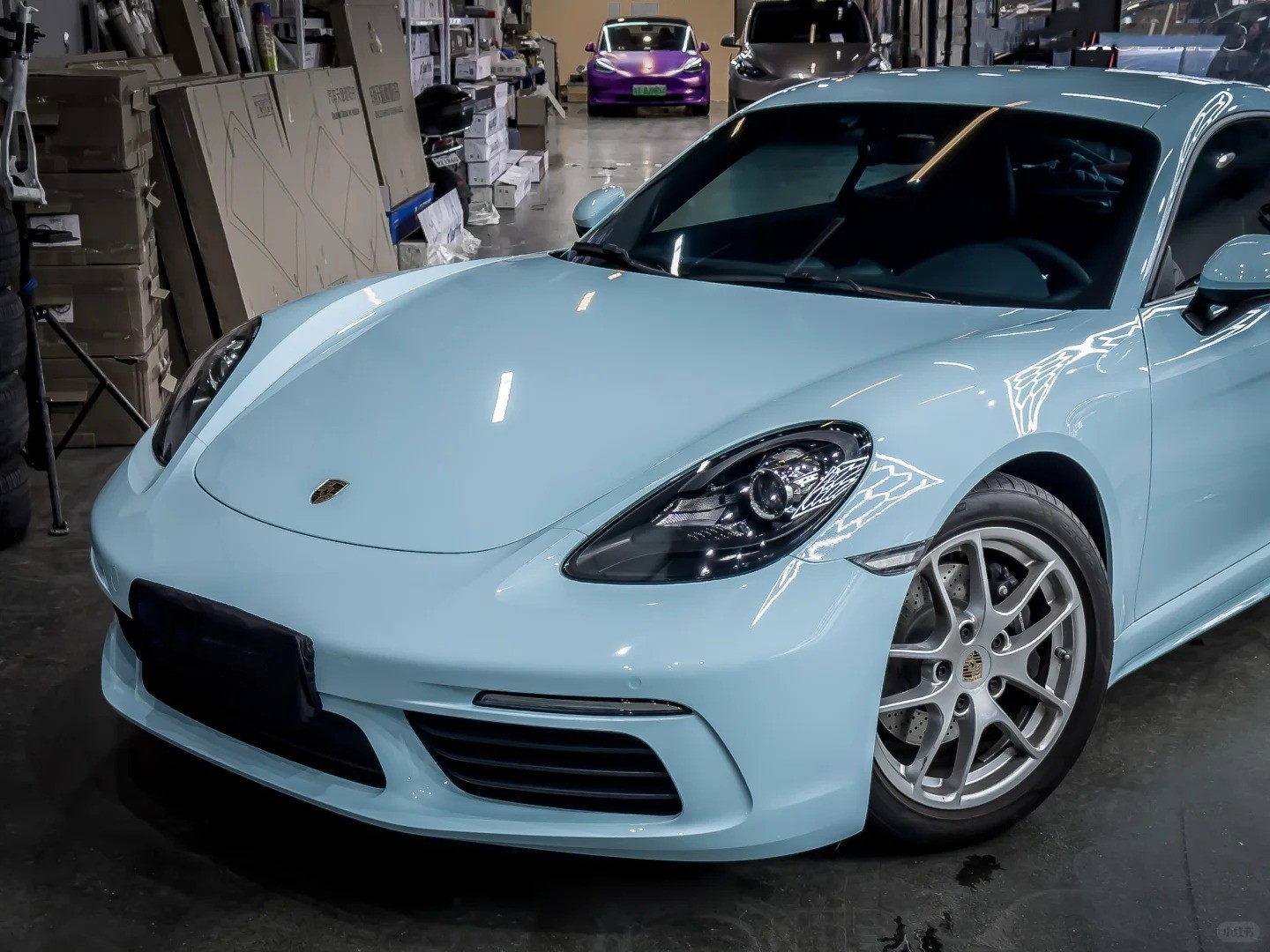 Ravoony Plus Gloss Metallic Porsche Ice Blue Car Wrap