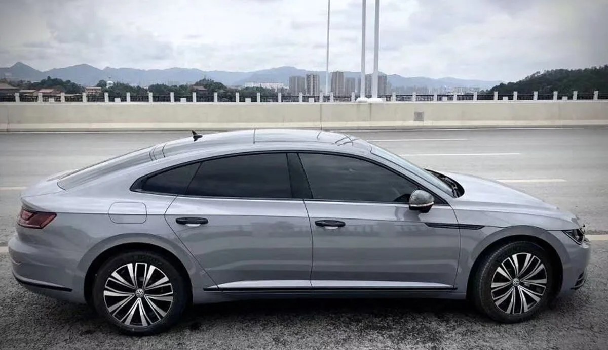 Ravoony Plus Glossy Crystal Space Grey Car Wrap