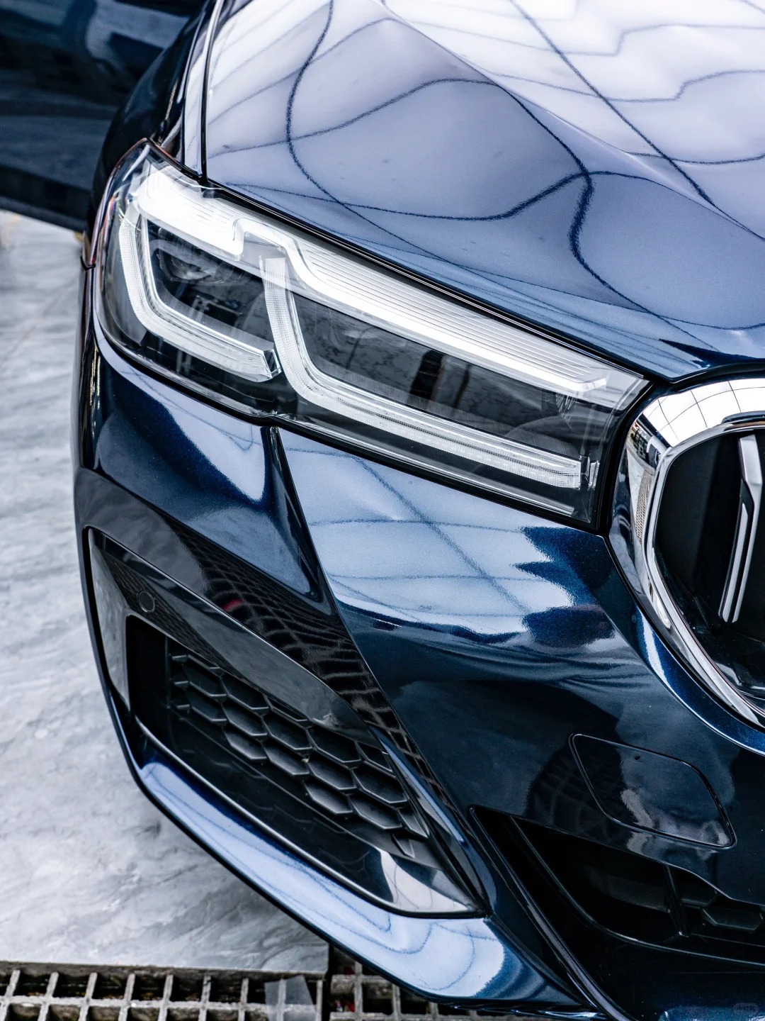 Ravoony Basic Gloss Diamond Black Fantasy Blue Car Vinyl Wrap