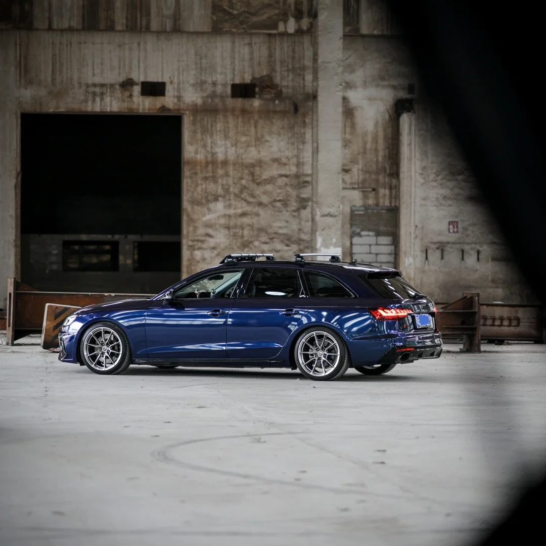 Ravoony Pro Gloss Metallic Navarra Blue TPU Paint Protection Film