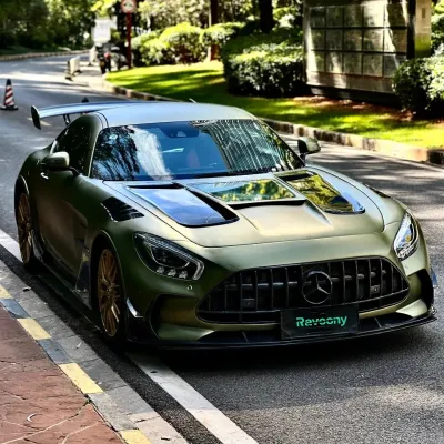 Ravoony Plus PET Matte Lightning Green Car Vinyl Wrap 02