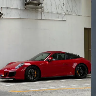 Ravoony Plus Porsche Gloss Carmine Red Vinyl Car Wrap 02