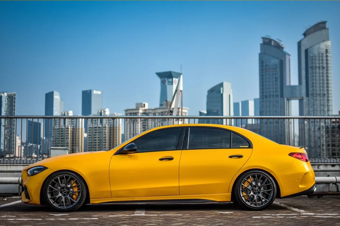  Ravoony Plus Glossy Metallic Yellow Car Wrap