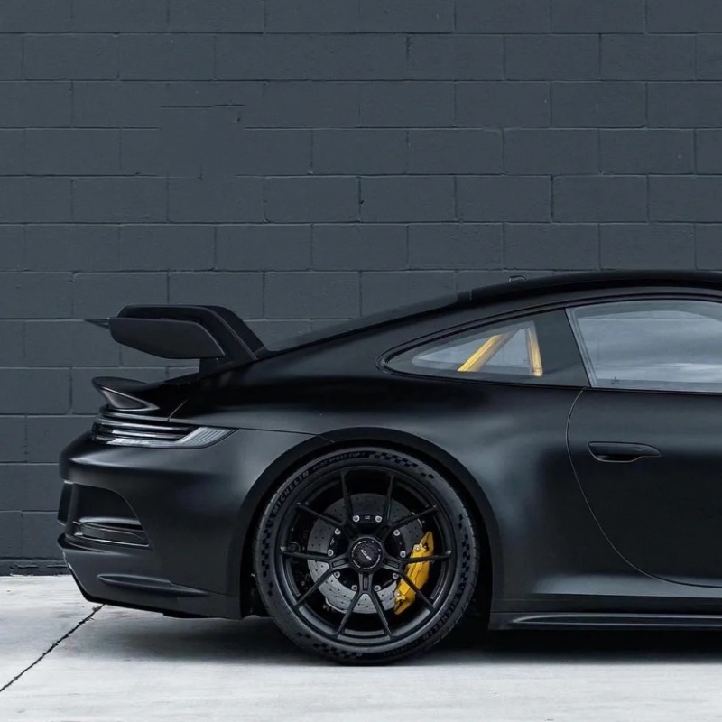 Ravoony Basic PET Satin Black Car Wrap