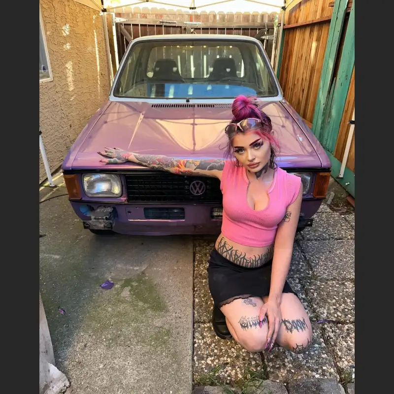 Ravoony Plus Maserati Gloss Love Audacious Purple Car Vinyl Wrap