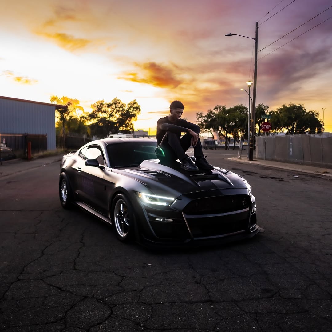 Ravoony Plus PET Satin Black Car Wrap