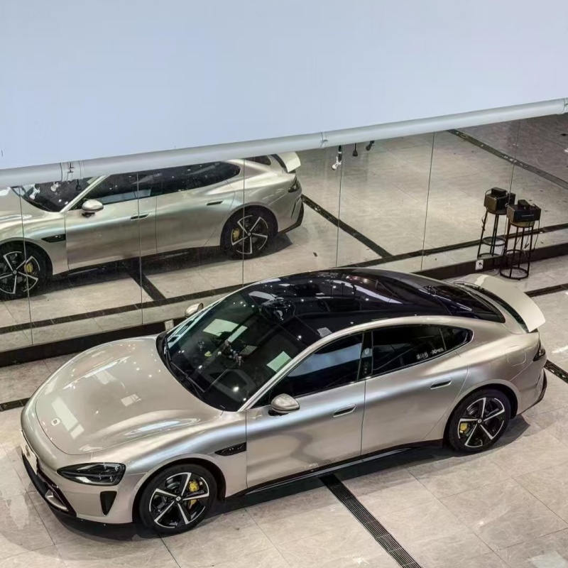 Ravoony Plus PET Gloss Metallic Victor Silver Vinyl Car Wrap