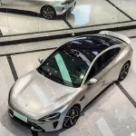 Ravoony Plus PET Gloss Metallic Victor Silver Vinyl Car Wrap