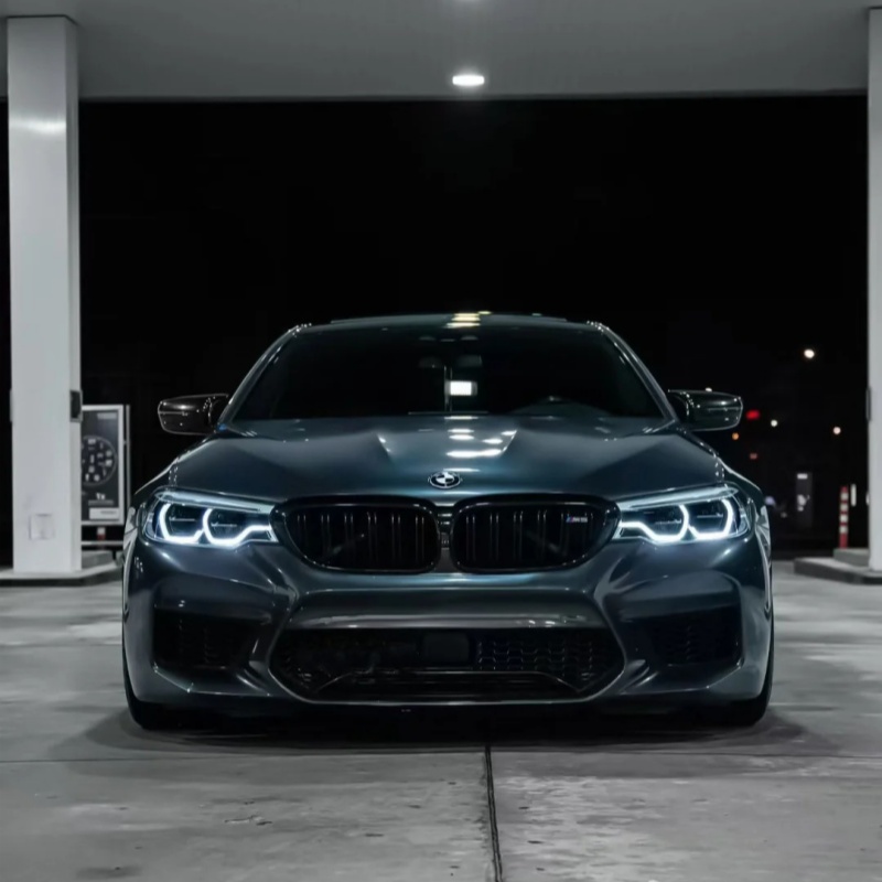 Ravoony Basic PET Glossy Metallic Emerald Green Car Wrap