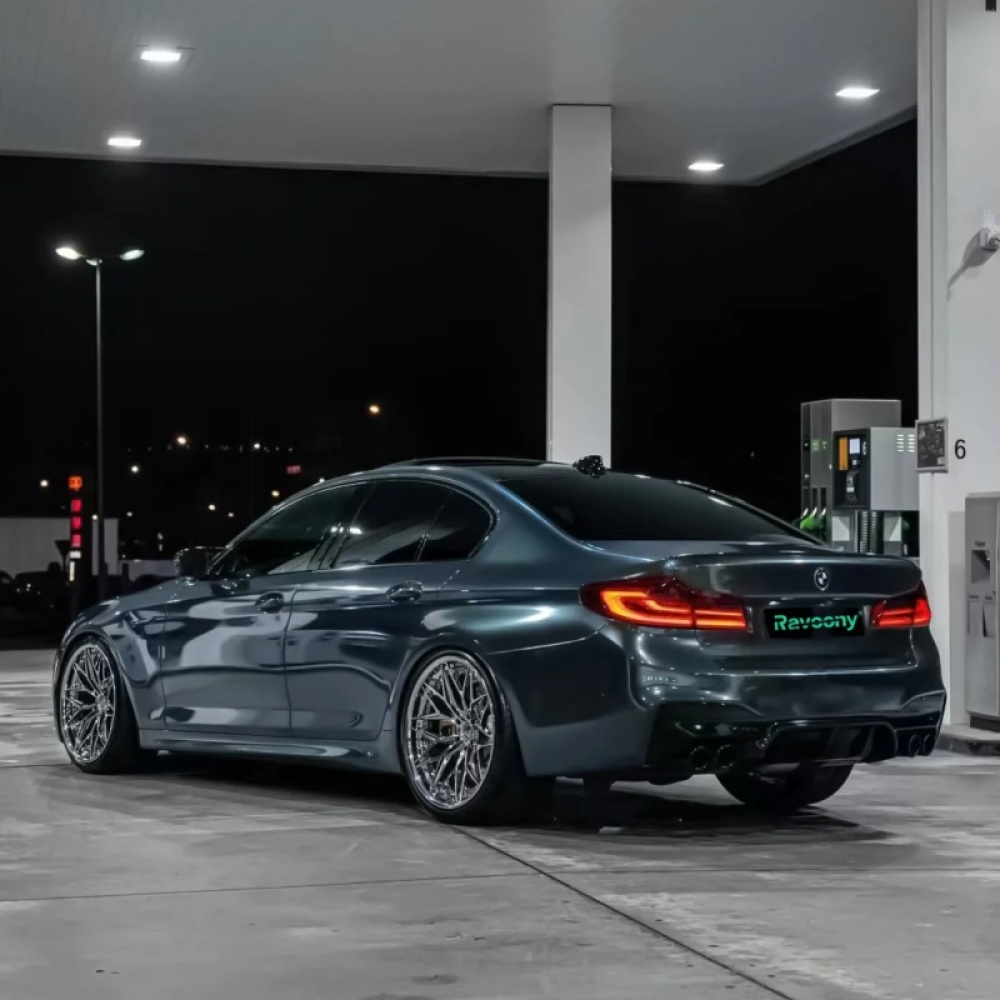 Ravoony Basic PET Glossy Metallic Emerald Green Car Wrap