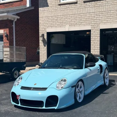 Ravoony Plus Glossy Crystal Glacier Blue Car Wrap 02