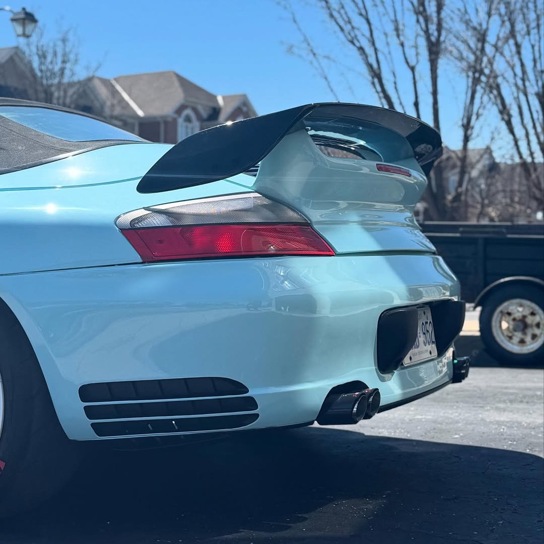 Ravoony Plus Glossy Crystal Glacier Blue Car Wrap