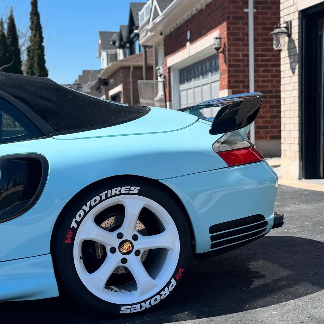 Ravoony Plus Glossy Crystal Glacier Blue Car Wrap